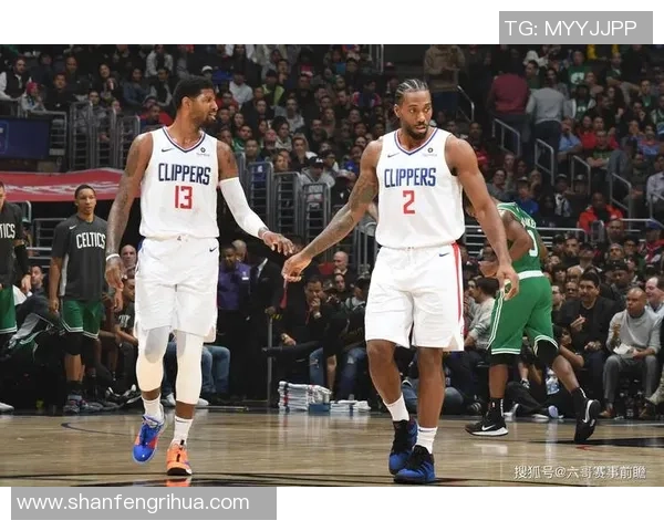 尼克斯对阵鹈鹕精彩直播全程回顾与赛后分析