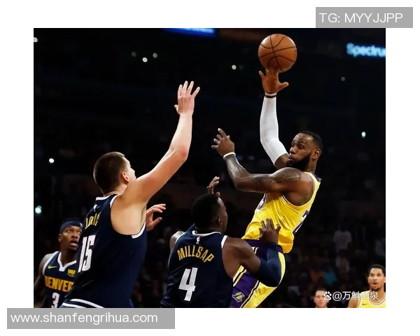 湖人对阵掘金西部决赛首场直播回顾与精彩瞬间分析